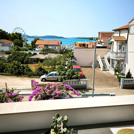 Apartment Artistik Vodice